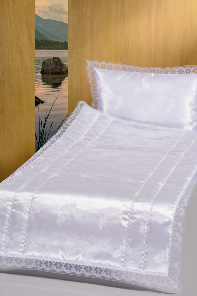 Deckengarnitur 01600 tv Damast geblümt "Calla" Spitze o h n e Schlaufen