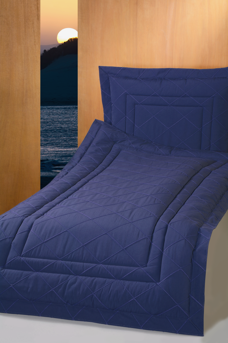 Deckengarnitur 1450 Pisa blau, Steg