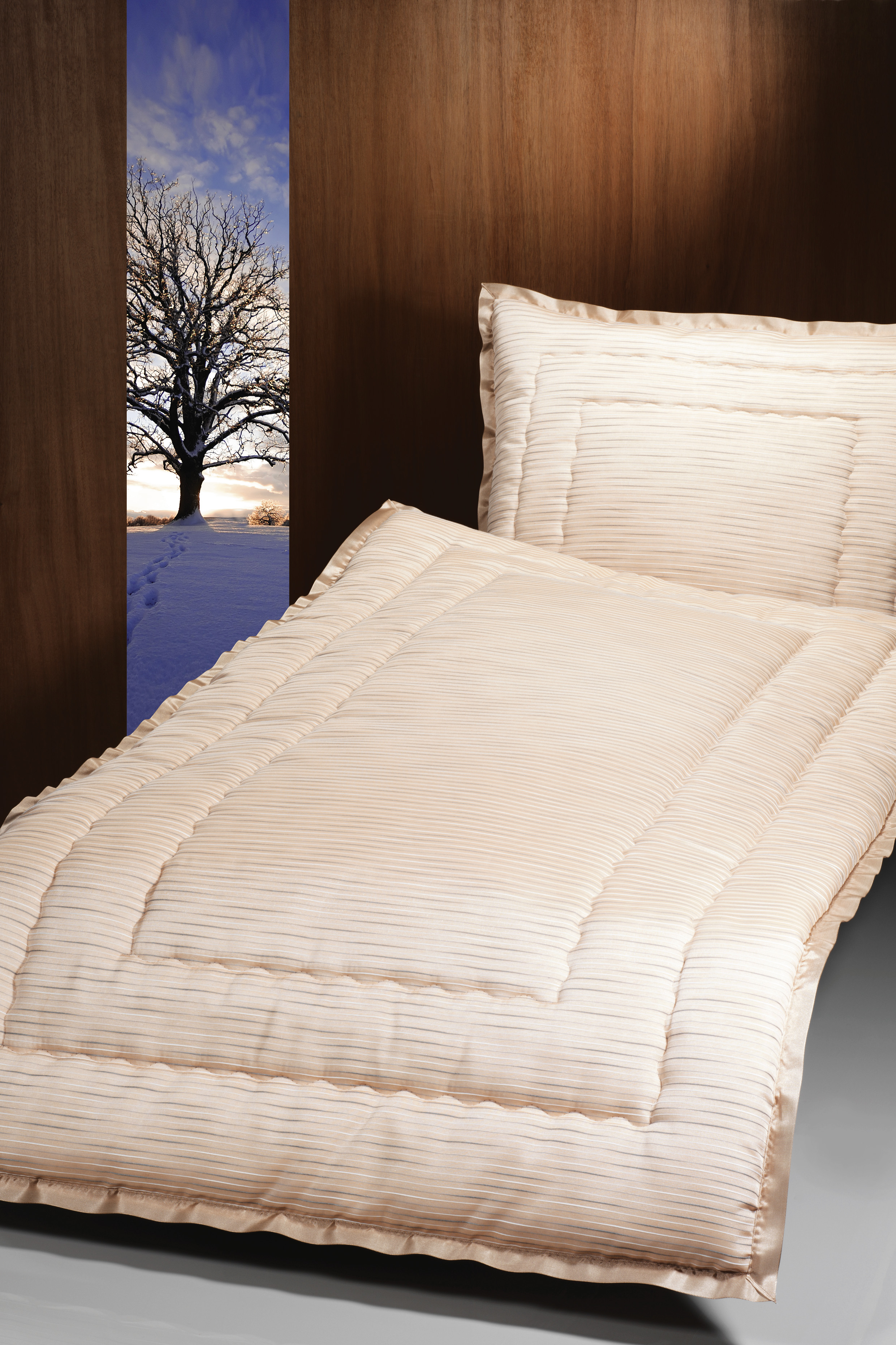 Deckengarnitur 01480 London beige, dezent gestreift, Litze